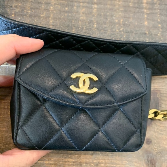 Vintage Chanel Iconic Chain Belt with Pouch - Picture 4 of 11